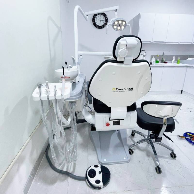 Dental chair SD02 colored black by Rundental