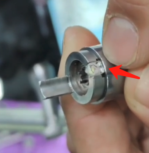 check the right position of the bulb