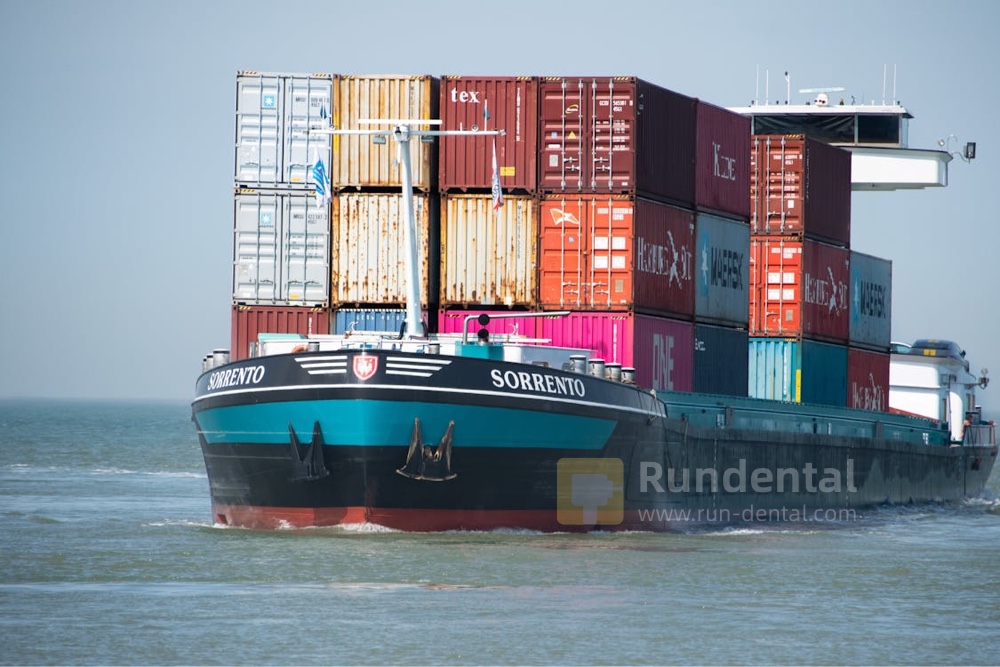 Cargo ships loaded with Chinese goods